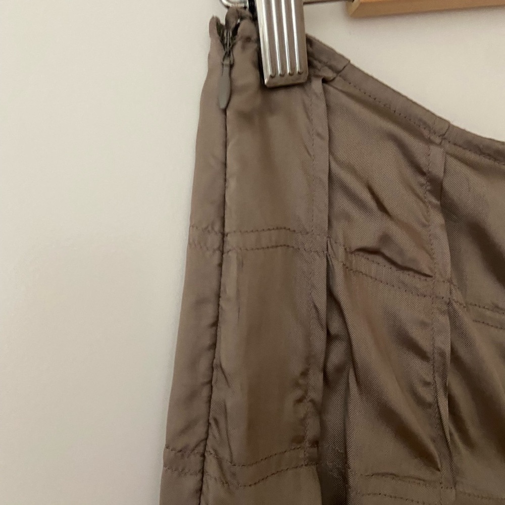 Country Road pleated satin midi skirt - Picture 7 of 10